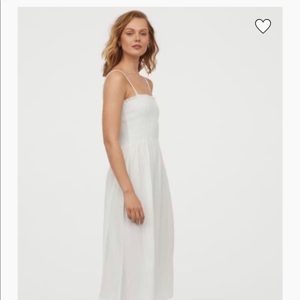 White crinkled dress